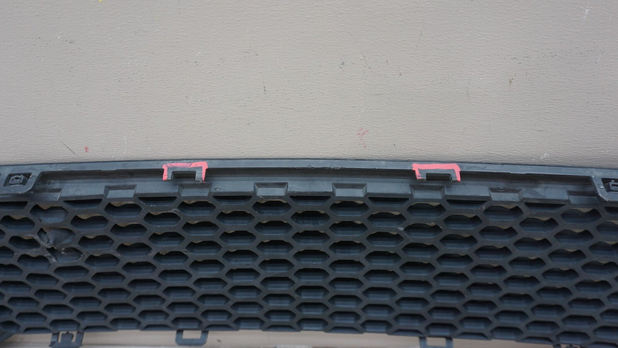 2014-2018 JEEP GRAND CHEROKEE FRONT LOWER GRILLE 68262006AA OEM
