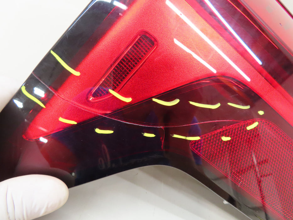 2021-2023 KIA SORENTO REAR LEFT DRIVER SIDE TAIL LIGHT OEM 92401-R5