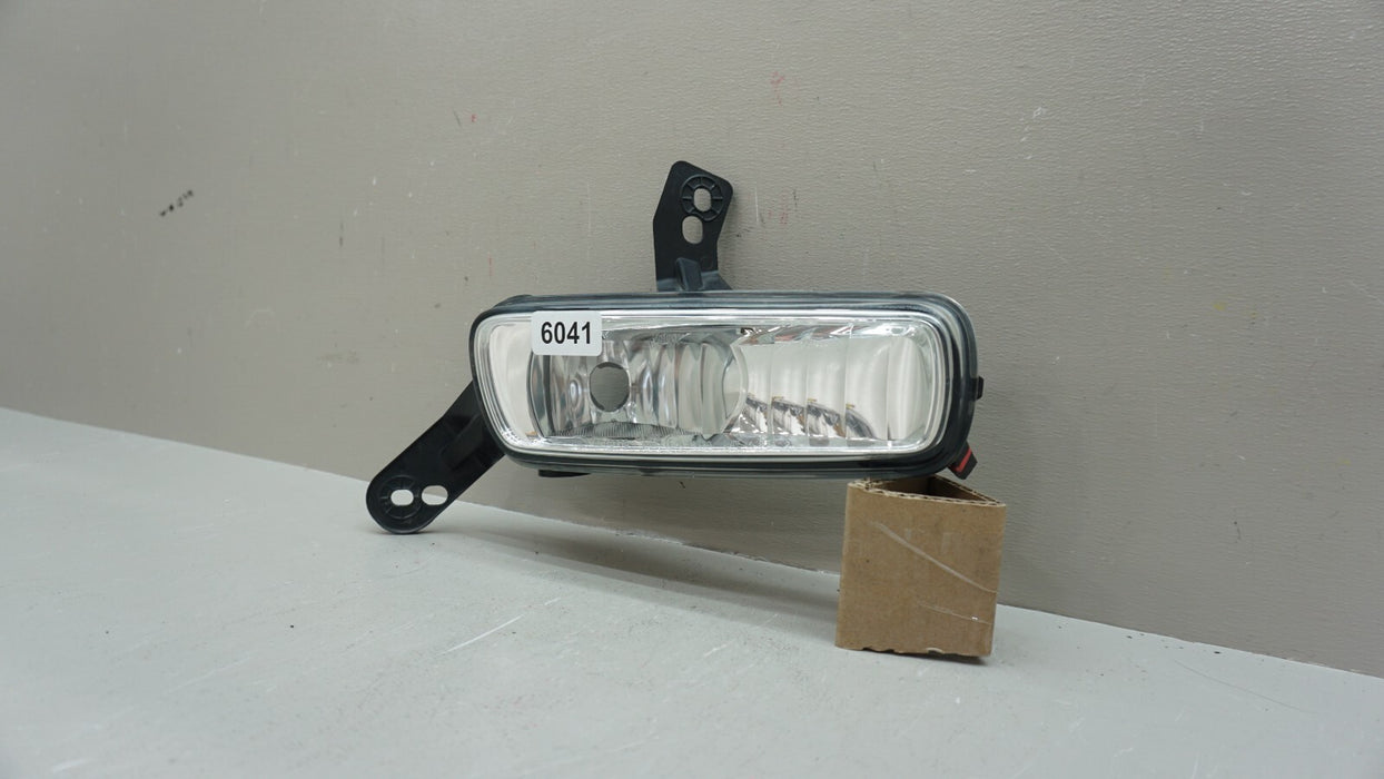 2015-2018 FORD FOCUS FRONT LEFT LH DRIVERS SIDE FOG LIGHT OEM HALOGEN