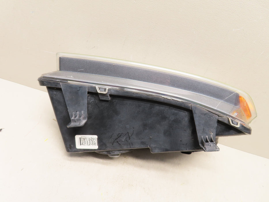 2003-2007 CHEVROLET SILVERADO 1500 AVALANCHE LEFT DRIVER HEADLIGHT HALOGEN OEM