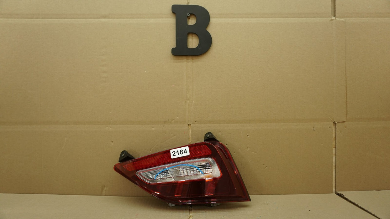2019-2020 HYUNDAI SANTA FE REAR RIGHT PASSENGER SIDE BACK UP LIGHT OEM 92406S10