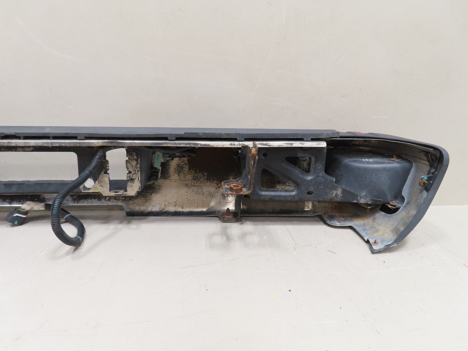 2014-2019 CHEVROLET SILVERADO GMC SIERRA 1500 REAR METAL BUMPER PDC SENSOR OEM