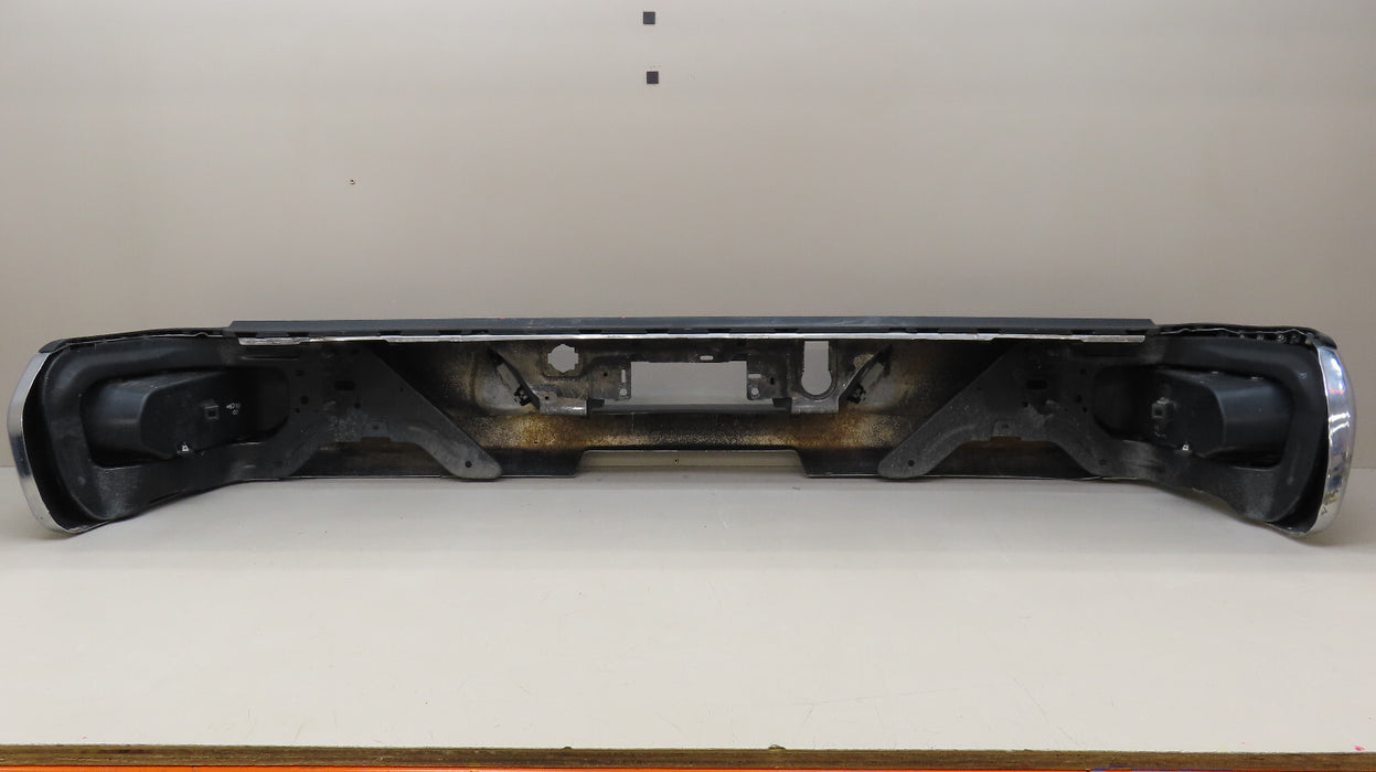 2019-2023 GMC SIERRA CHEVROLET SILVERADO 1500 REAR BUMPER METAL OEM