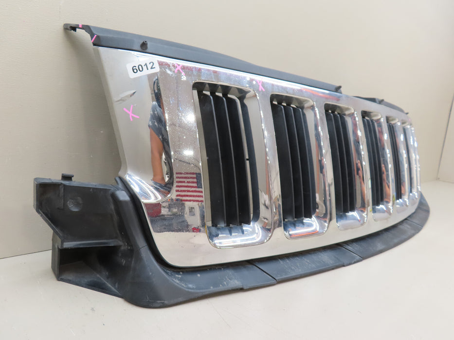 2011-2013 JEEP GRAND CHEROKEE FRONT UPPER GRILLE GRILL OEM 55079377