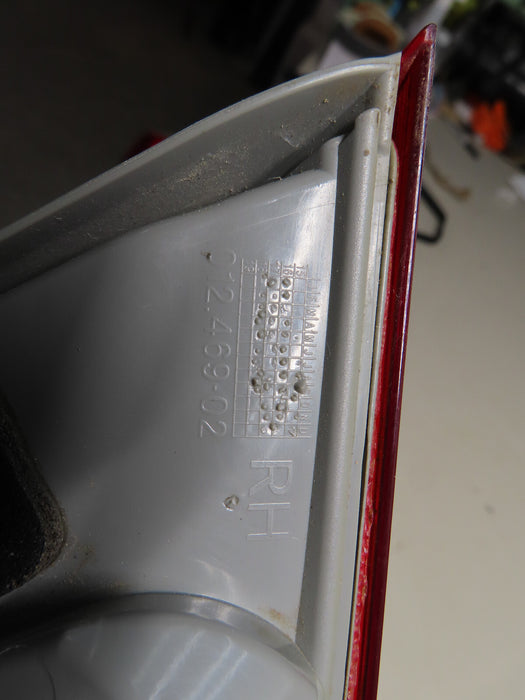 2013-2015 Nissan Sentra Passenger Right Side Tail Light Taillight Lamp Oem
