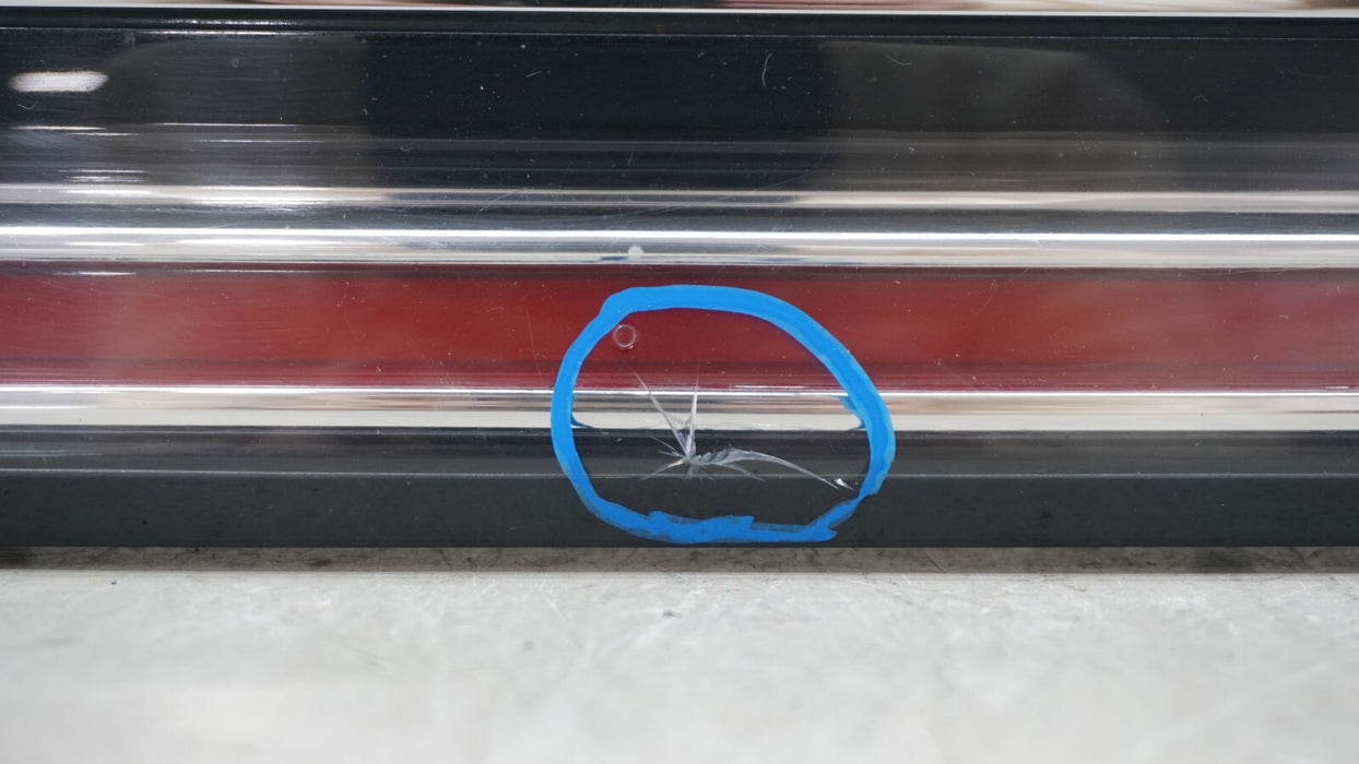 2019-2023 LINCOLN NAUTILIUS REAR CENTER TAIL LIGHT LAMP OEM KA1B13A565A