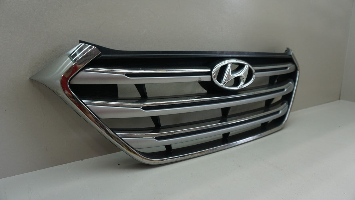 2017-2018 HYUNDAI TUCSON FRONT BUMPER RADIATOR GRILLE W/ EMBLEM OEM 86351-D3100