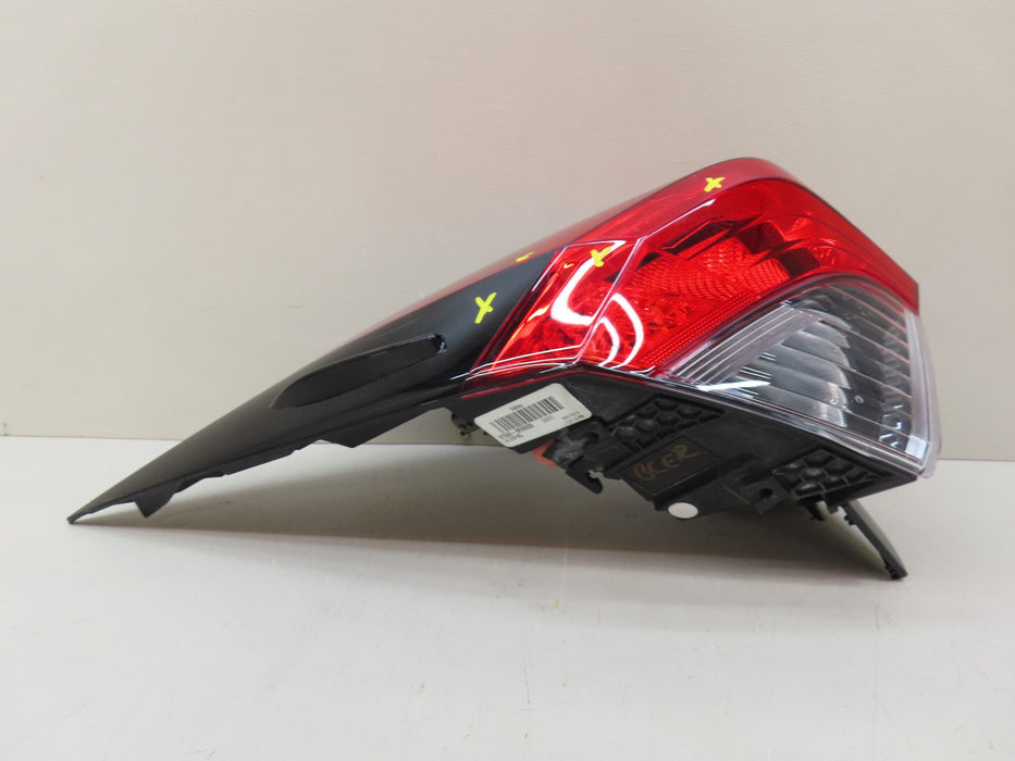 2019-2022 TOYOTA RAV4 REAR LEFT DRIVER SIDE TAIL LIGHT OEM 81560-0R09000