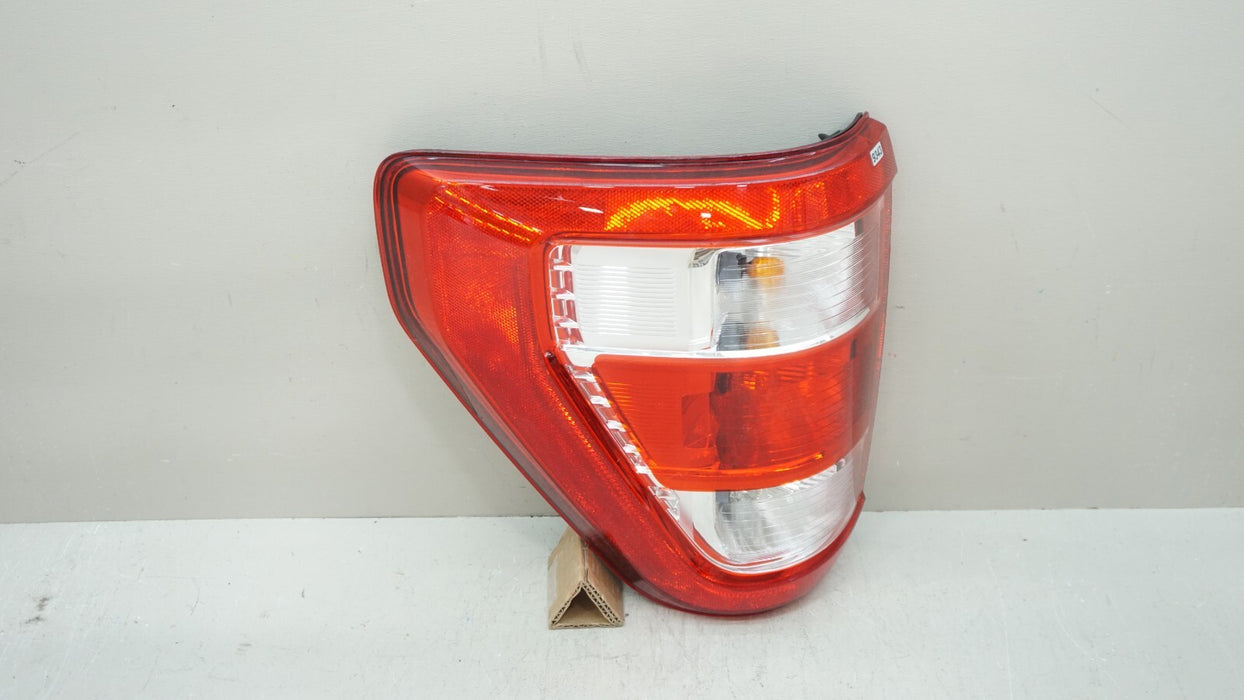 *MINT* 2021-2023 FORD F-150 F150 REAR LEFT DRIVER SIDE HALOGEN TAIL LIGHT OEM
