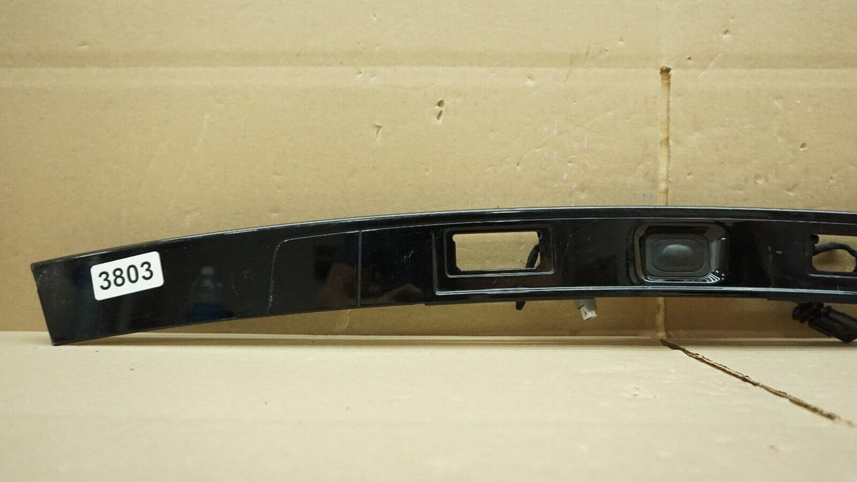 2018-2019 LAND ROVER DISCOVERY SPORT REAR TAILGATE LICENSE TRIM OEM HK72-40406-G