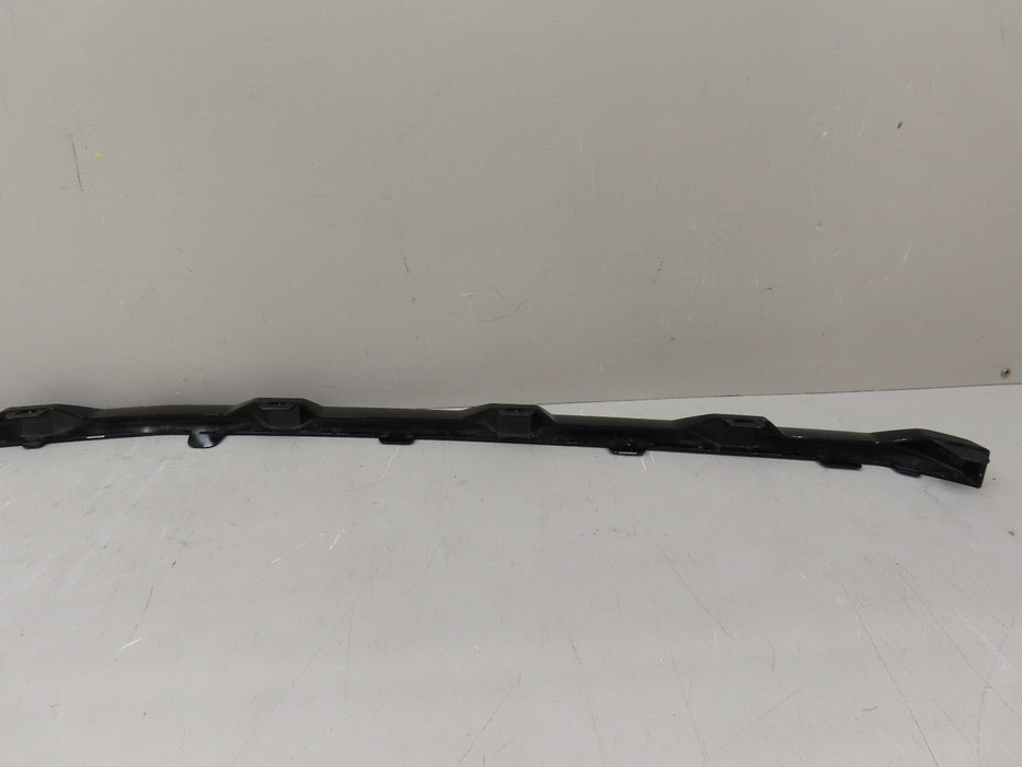2022 2023 CHEVROLET SILVERADO 1500 FRONT GRILLE LOWER TRIM PIECE 06 OEM
