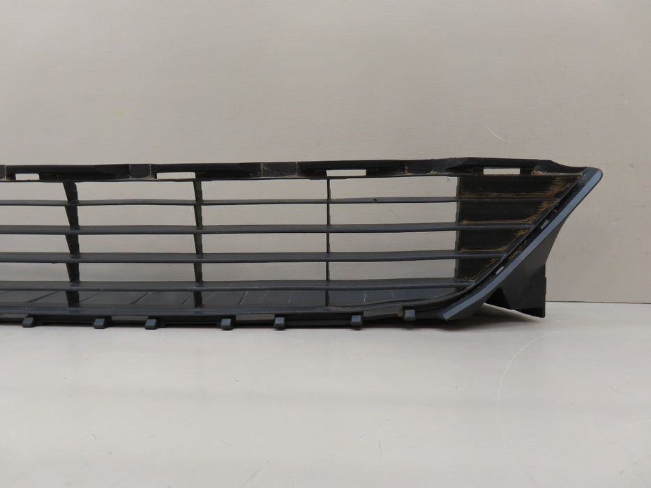 2015-2017 TOYOTA PRIUS C FRONT LOWER BUMPER GRILL GRILLE OEM