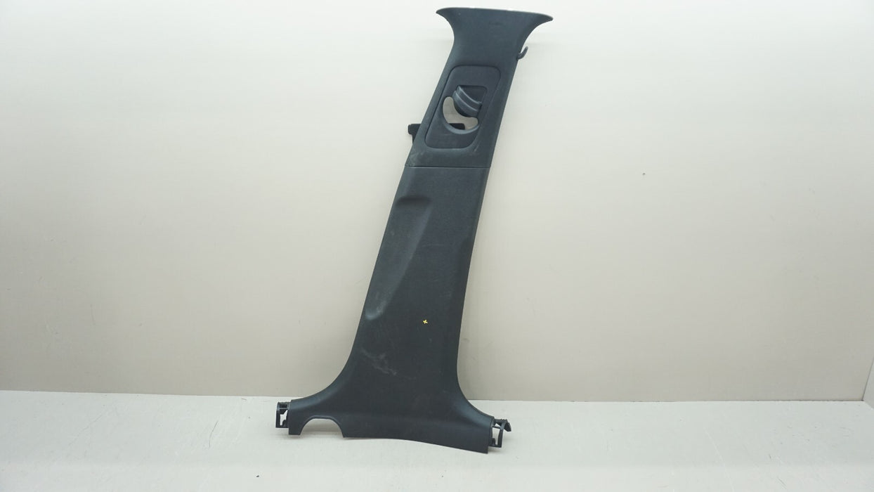 2018-2023 KIA STINGER RIGHT SIDE CENTER B PILLAR LOWER TRIM OEM 85845-J5000