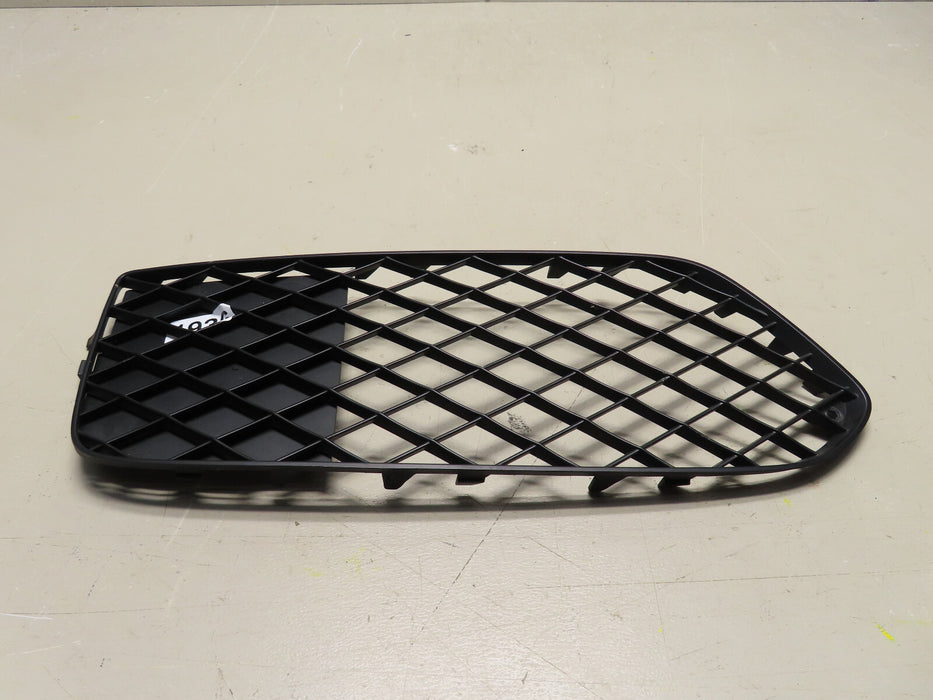 2017-2020 BENTLEY BENTAYGA FRONT LEFT DRIVER SIDE BUMPER GRILLE OEM