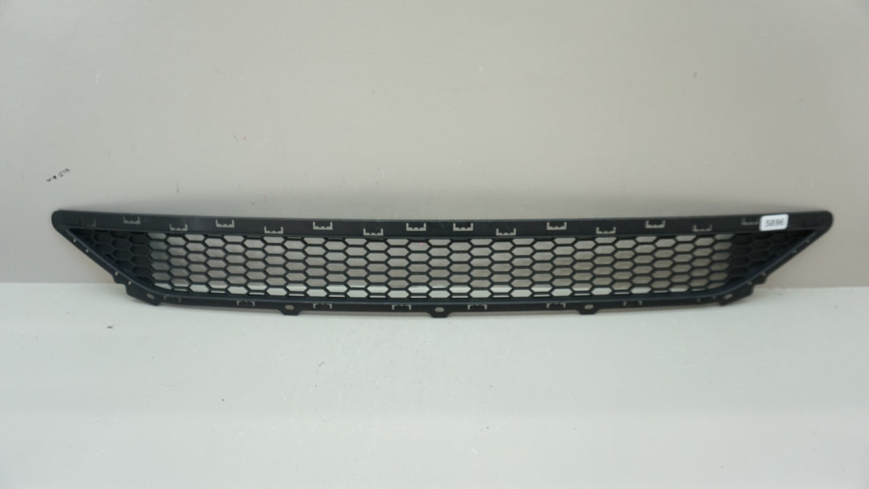 2016-2018 HYUNDAI TUCSON SUV FRONT LOWER BUMPER GRILLE GRILL OEM 86561-D3000