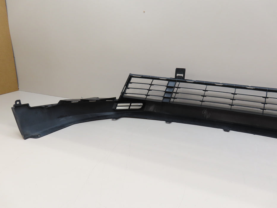 2017-2019 TOYOTA HIGHLANDER FRONT LOWER BUMPER COVER VALANCE OEM 52129-0E030