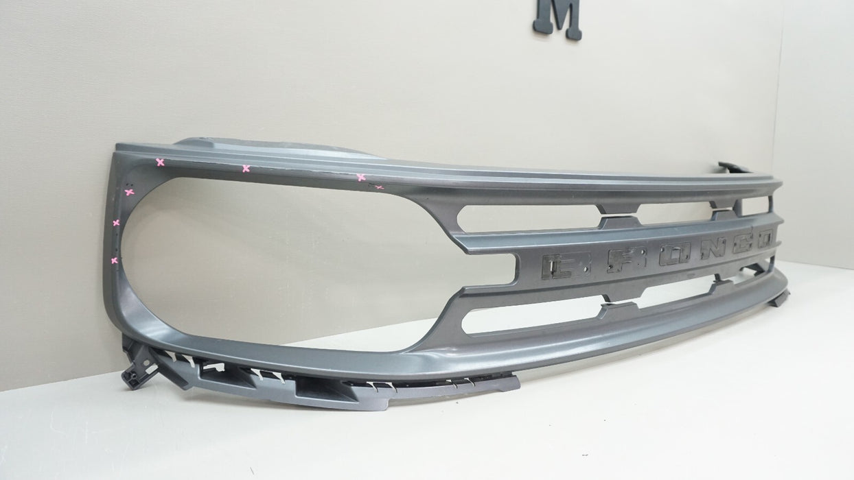 2021-2022 FORD BRONCO FRONT BUMPER GRILLE GRILL OEM M1PB-8200