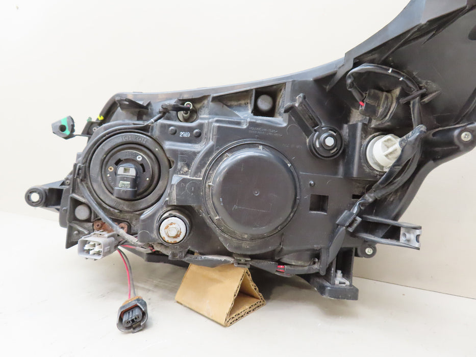2009-2012 SUBARU FORESTER FRONT RIGHT PASSENGER SIDE HEADLIGHT OEM