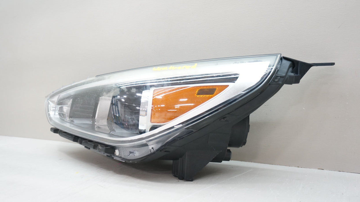 2018-2020 HYUNDAI ELANTRA GT FRONT LEFT SIDE HALOGEN HEADLIGHT OEM 92101-G30