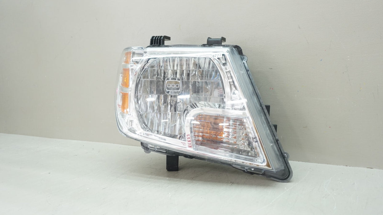 2009-2021 NISSAN FRONTIER FRONT RIGHT PASSENGER SIDE HEADLIGHT OEM