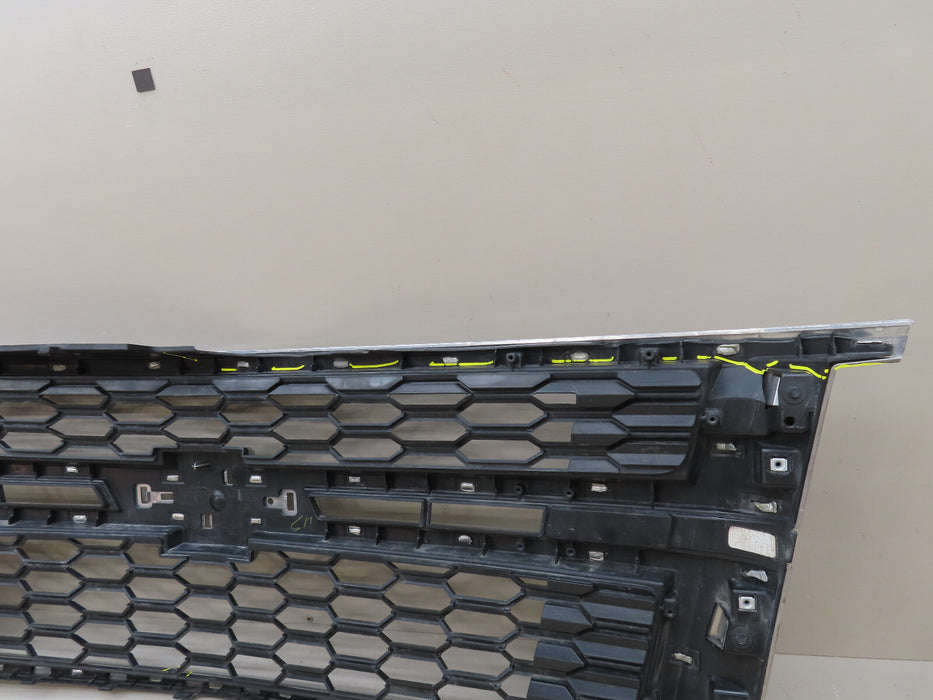 2015-2020 CHEVROLET TAHOE/SUBURBAN FRONT RADIATOR GRILL GRILLE OEM 23440914