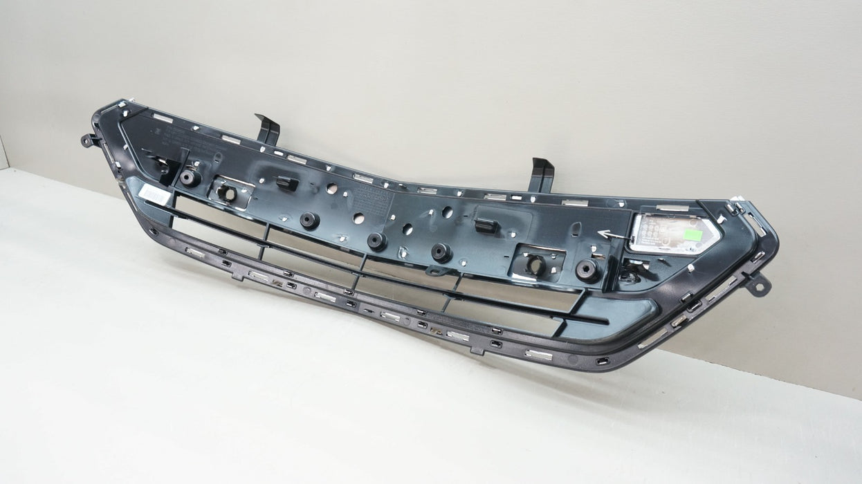 2016-2019 CHEVROLET VOLT FRONT LOWER RADIATOR GRILLE GRILL 23208336 OEM