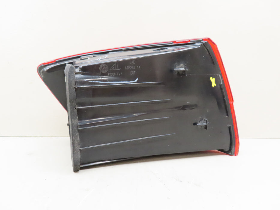 2016-2018 VOLKSWAGEN JETTA REAR RIGHT PASSENGER SIDE OUTER TAIL LIGHT LAMP OEM