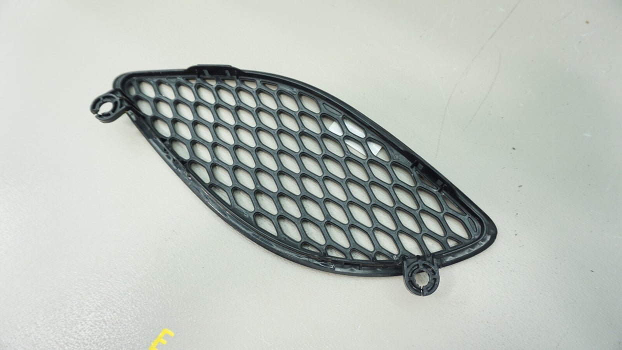 2015-2020 DODGE CHARGER RIGHT PASSENGER SIDE HOOD BEZEL TRIM VENT OEM
