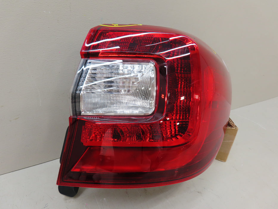 2015-2019 SUBARU OUTBACK REAR RIGHT PASSENGER SIDE TAIL LIGHT OEM