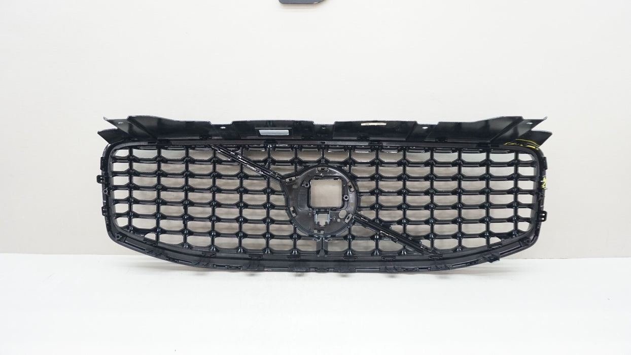 2022-2023 VOLVO XC60 FRONT BUMPER RADIATOR GRILLE OEM 32291026