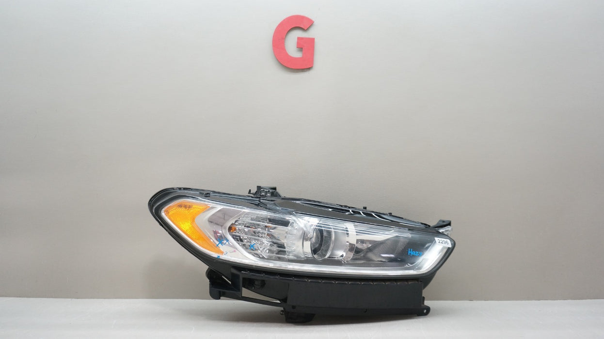 2013-2016 FORD FUSION FRONT RIGHT SIDE HALOGEN HEADLIGHT OEM DS73-13W029-CD