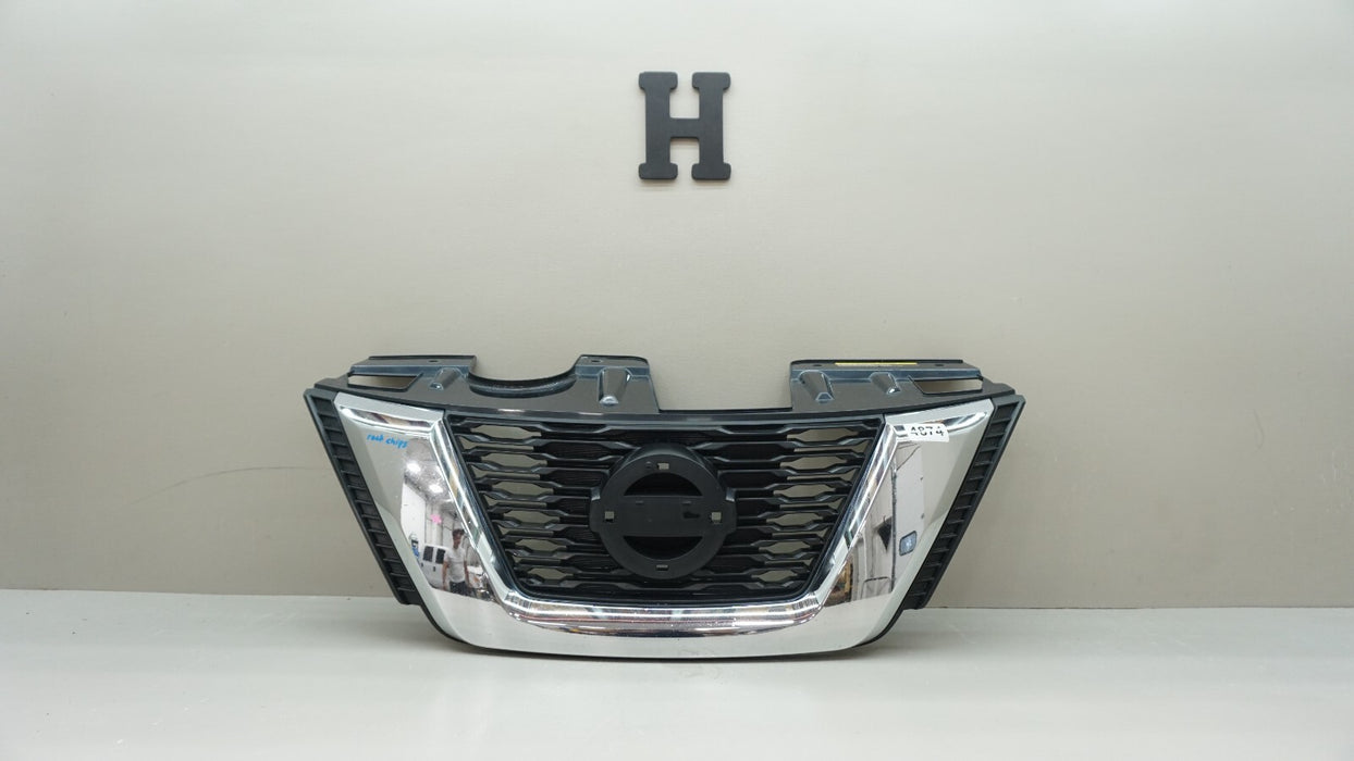 2017-2020 NISSAN ROGUE FRONT BUMPER UPPER CENTER GRILLE 62310 5HK0A OEM