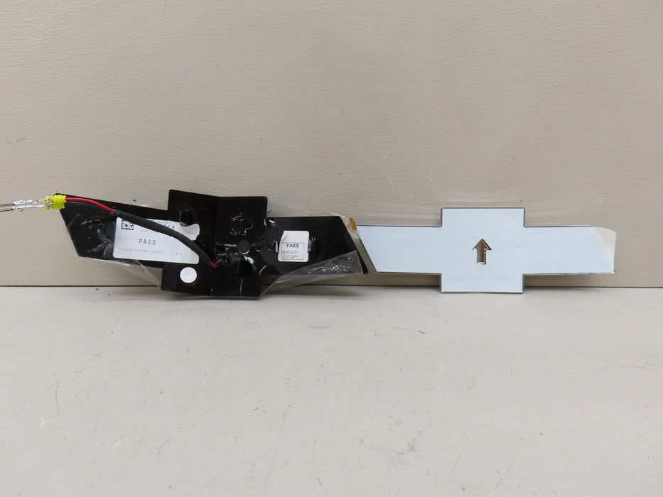 2022-2025 CHEVROLET EQUINOX LS FRONT ILLUMINATED BOWTIE EMBLEM OEM