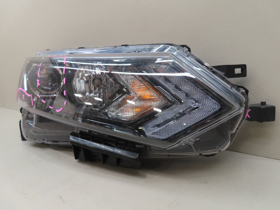 2020-2022 NISSAN ROGUE SPORT FRONT RIGHT PASSENGER SIDE HEADLIGHT HALOGEN OEM