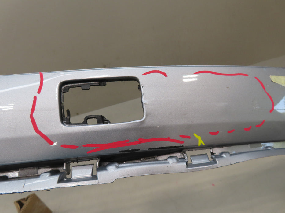 2018 2019 2020 AUDI Q5 REAR MIDDLE BUMPER COVER OEM 80A.807.527