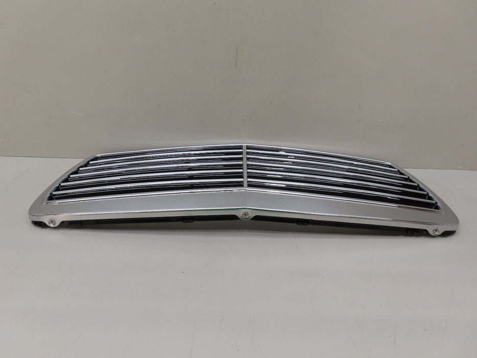 MERCEDES-BENZ E CLASS FRONT RADIATOR GRILL GRILLE OEM
