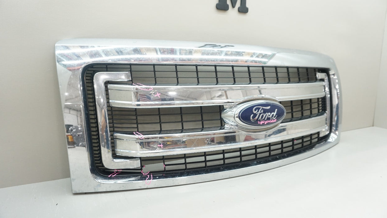 2013-2014 FORD F-150 RADIATOR GRILL GRILLE MOLDING CHROME W/ EMBLEM DL348200 OEM
