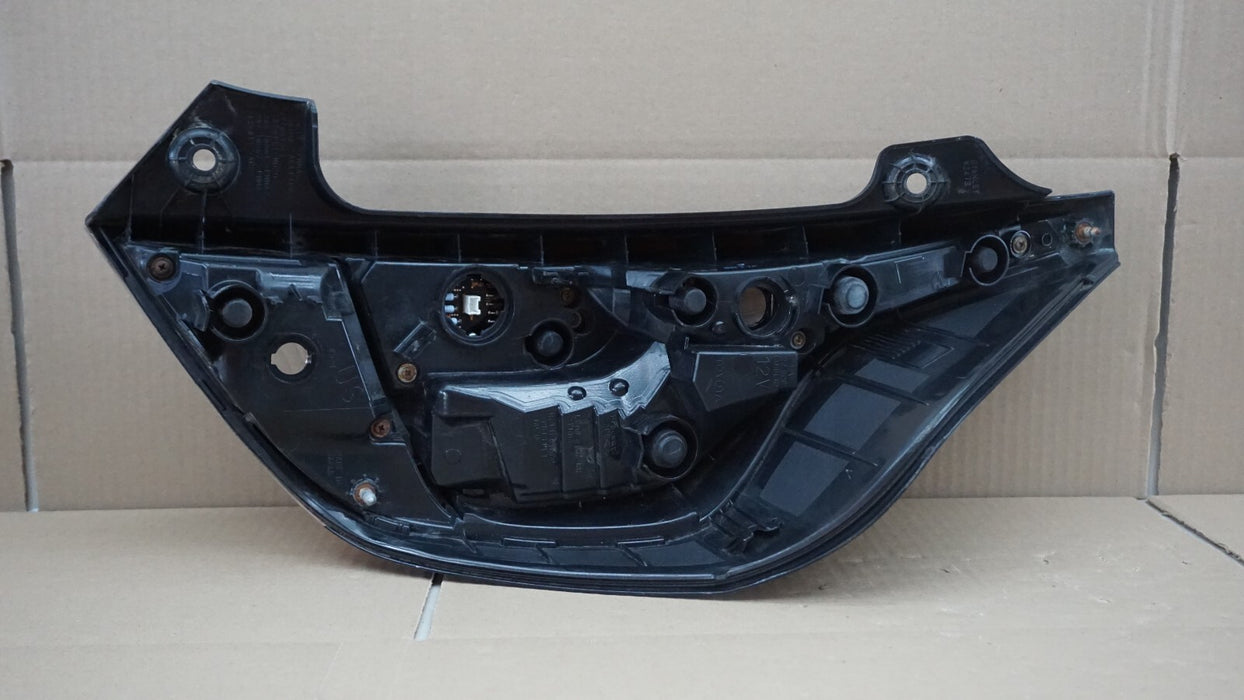 2014-2017 TOYOTA PRIUS REAR LEFT DRIVER OUTER TAIL LIGHT LAMP OEM 14 15 16 17