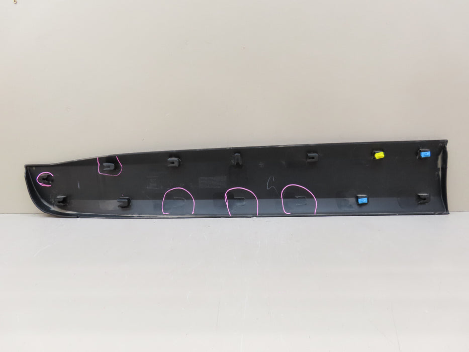 2018-2023 CHEVROLET TRAVERSE FRONT RIGHT PASSENGER DOOR MOLDING LOWER OEM