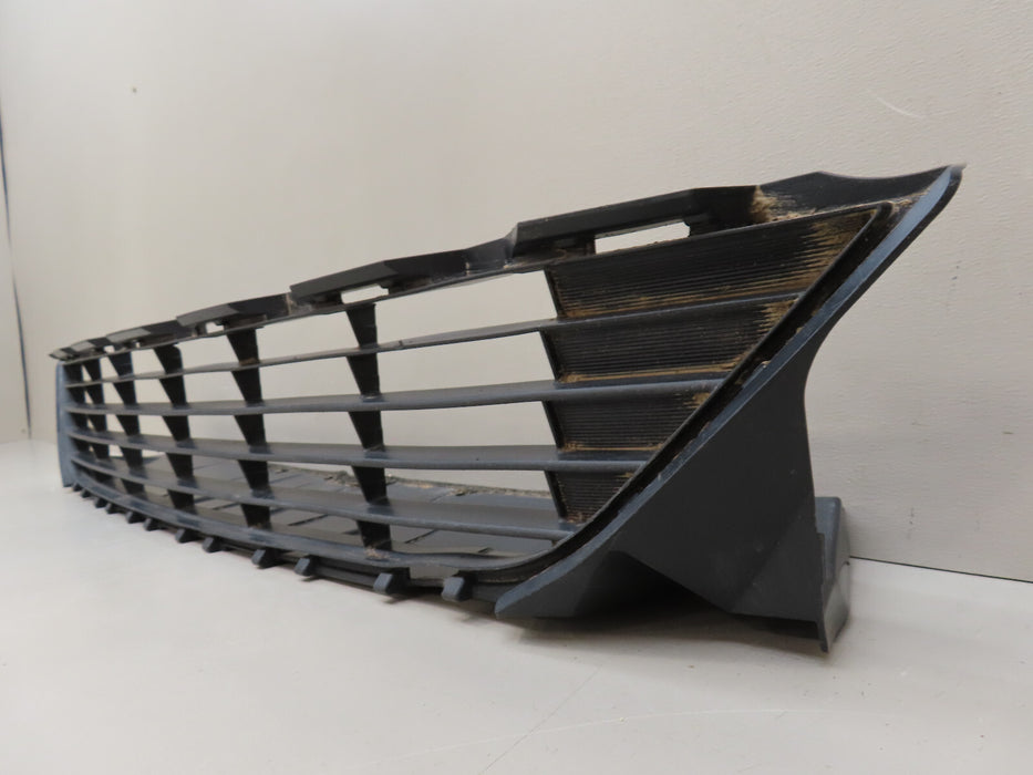 2015-2017 TOYOTA PRIUS C FRONT LOWER BUMPER GRILL GRILLE OEM