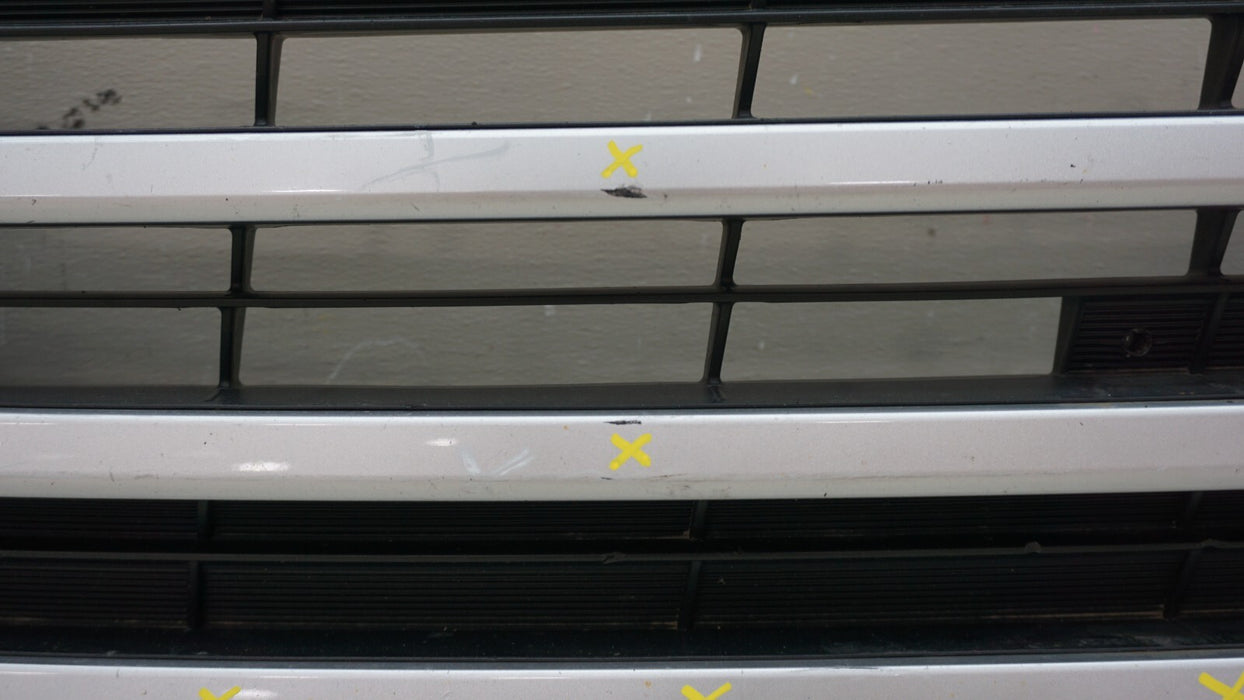 2017-2019 TOYOTA HIGHLANDER FRONT LOWER GRILLE 53102-0E070 OEM 17 18 19