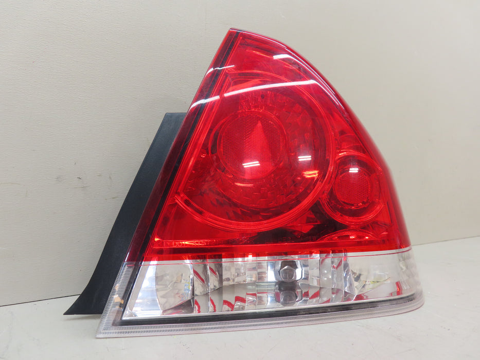 2006-2013 CHEVROLET IMPALA REAR RIGHT PASSENGER SIDE TAIL LIGHT OEM