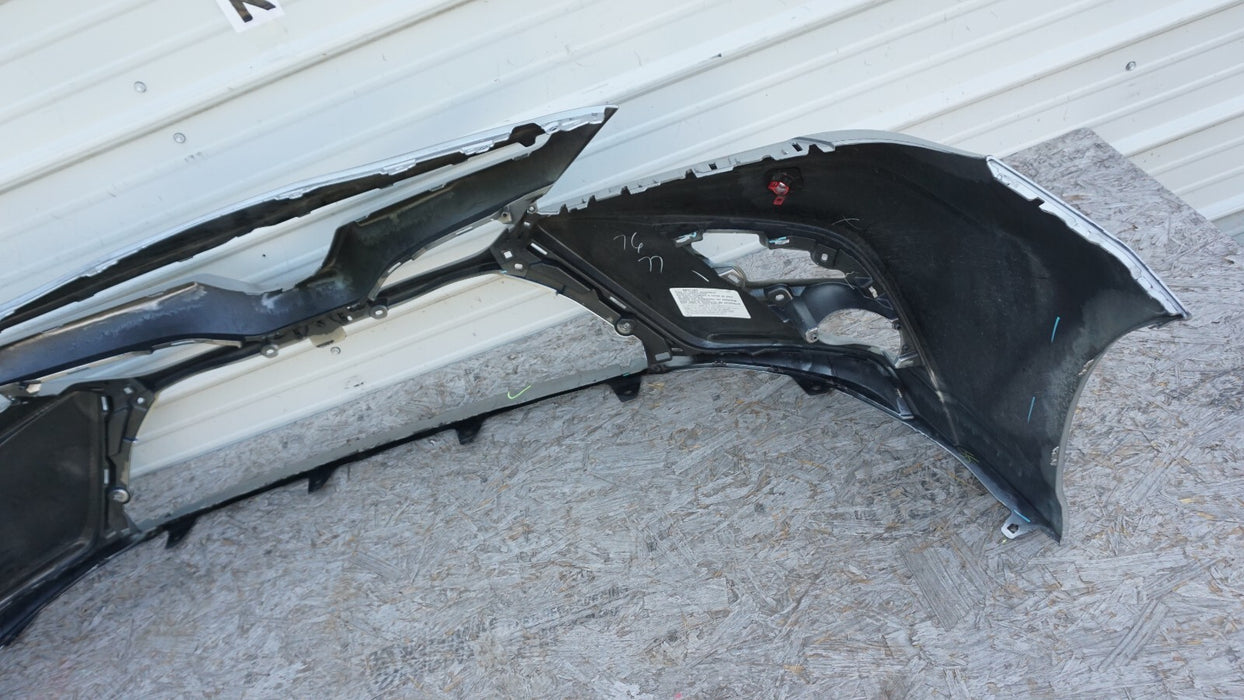 2018-2020 TOYOTA CAMRY FRONT BUMPER PLASTIC COVER 52119-06E20 OEM