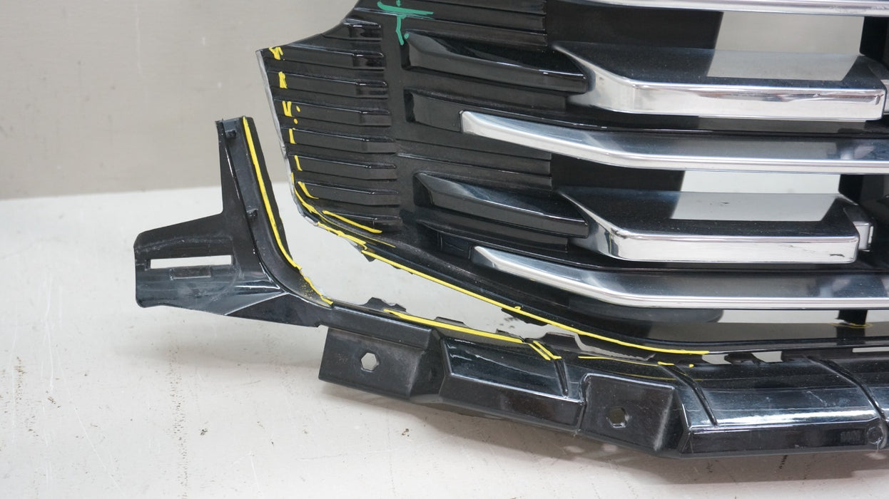 2021-2023 CHEVROLET TAHOE / SUBURBAN FRONT BUMPER RADIATOR GRILLE OEM