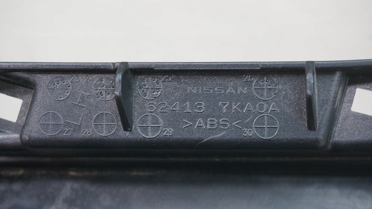2025-2026 NISSAN ARMADA LH LEFT UPPER MOLDING CAP 62413-7KA0A OEM