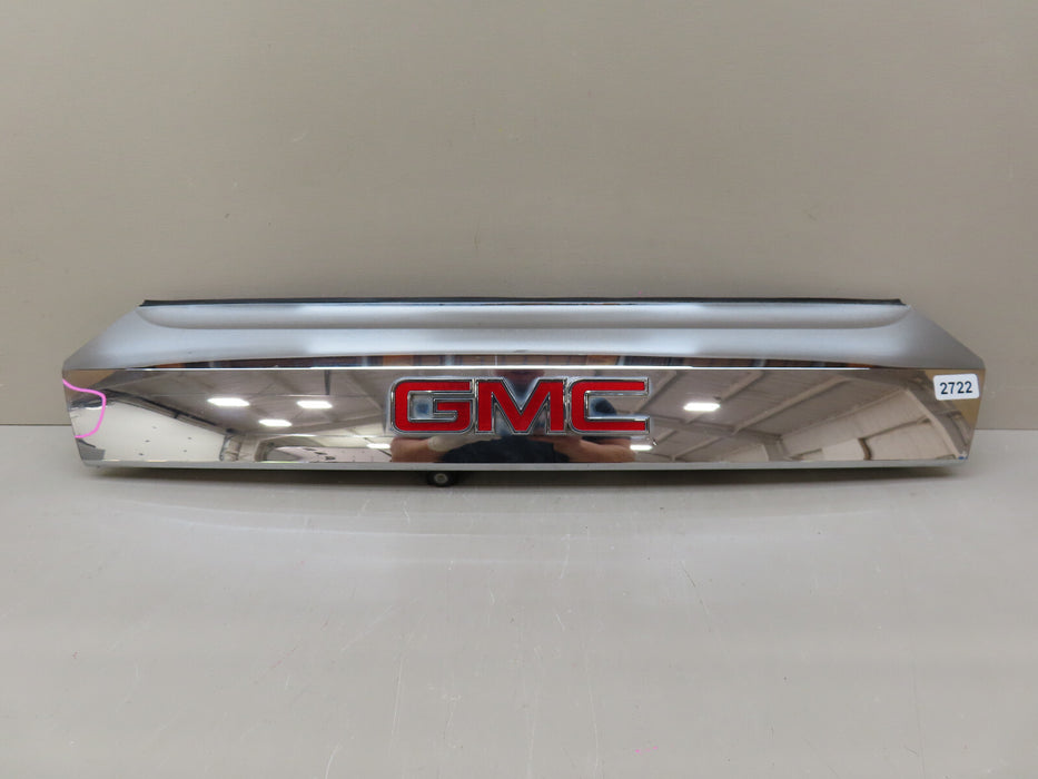 2010-2015 GMC TERRAIN REAR TAIL GATE MOLDING TRIM W/CAMERA OEM 23188128