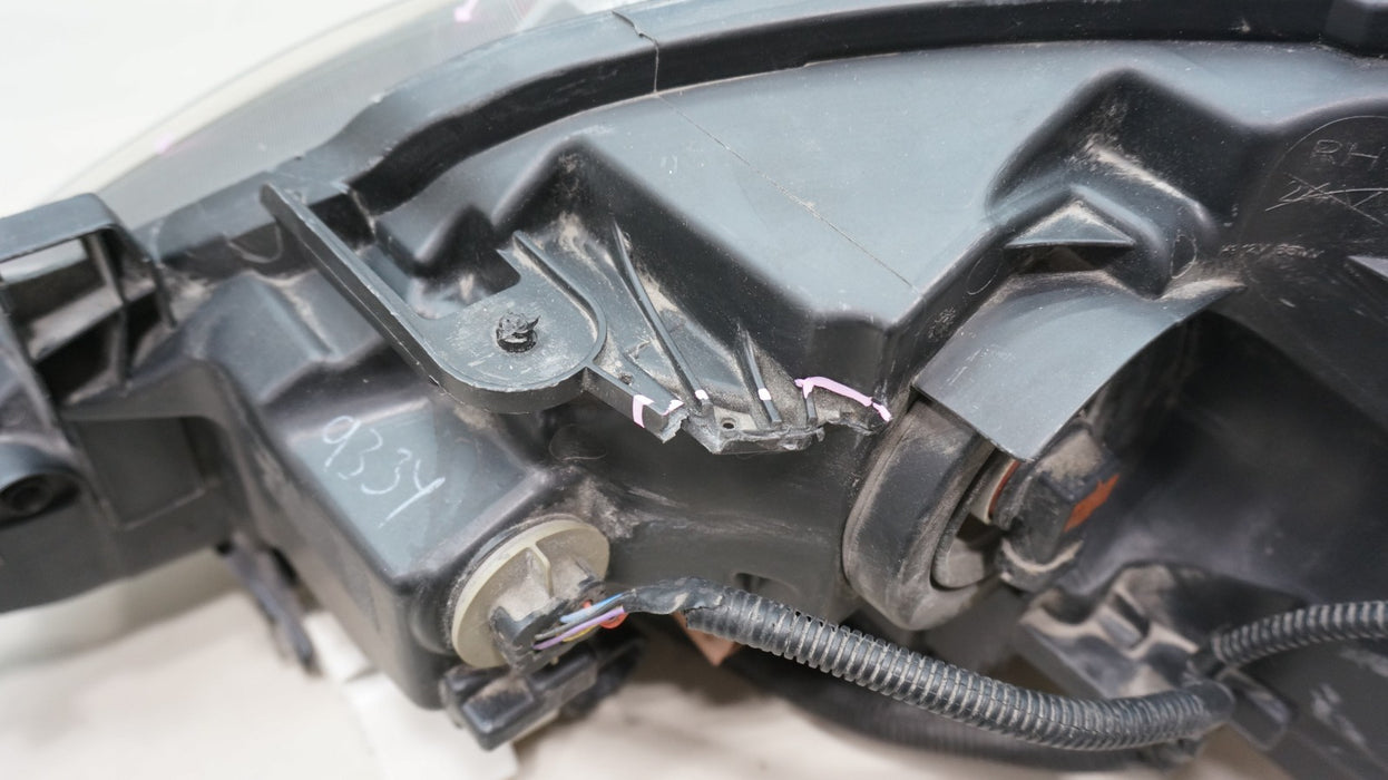 2016-2019 NISSAN SENTRA FRONT RIGHT PASSENGER SIDE LED HEADLIGHT OEM