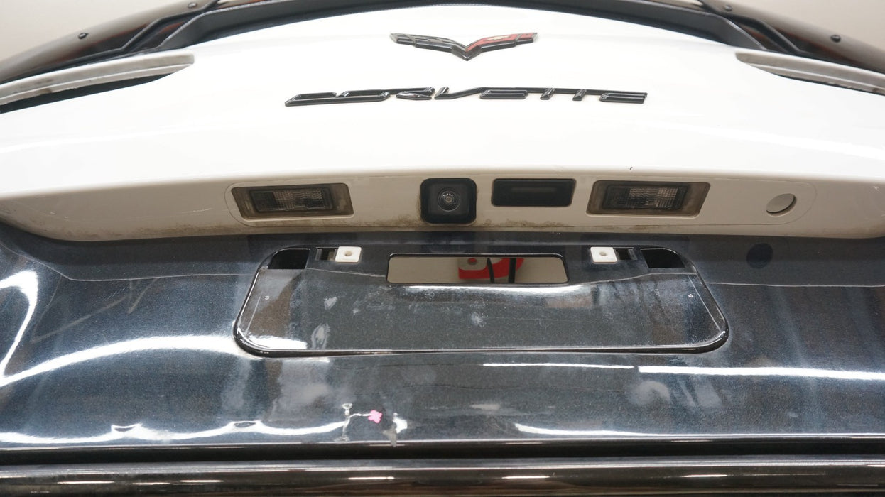 2014-2019 CHEVROLET CORVETTE C7 REAR BUMPER ASSEMBLY W/ BACKUP CAM 22777901 OEM