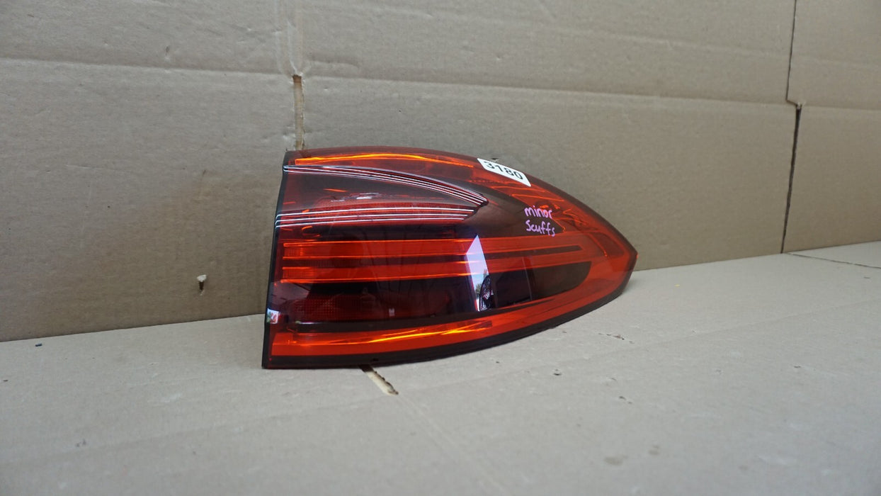 2015-2017 PORSCHE CAYENNE REAR RIGHT PASSENGER SIDE TAIL LIGHT LED LAMP OEM