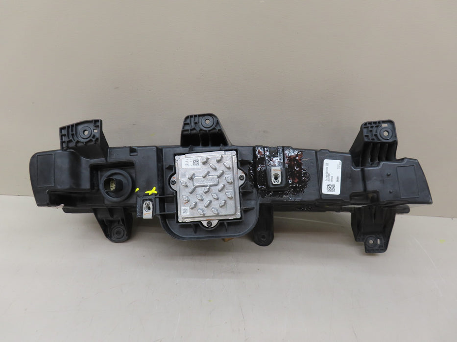 2021-2024 CADILLAC ESCALADE FRONT RIGHT PASSENGER SIDE FOG LIGHT OEM